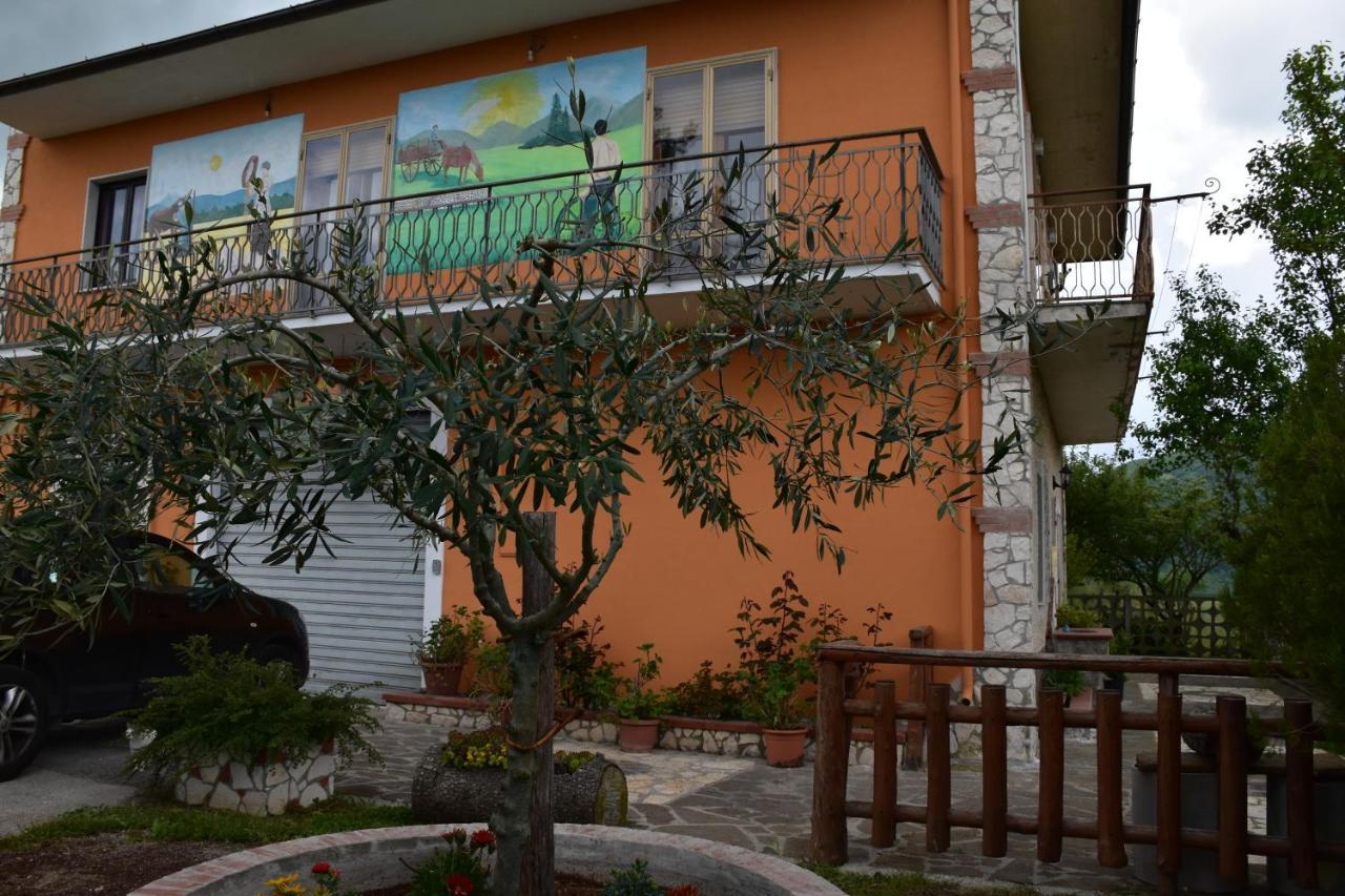 B&B Nel Verde Montesano sulla Marcellana Екстериор снимка